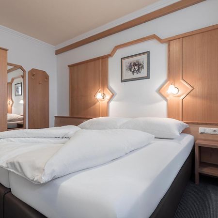 Schmid Rooms & Apartments イシュグル エクステリア 写真