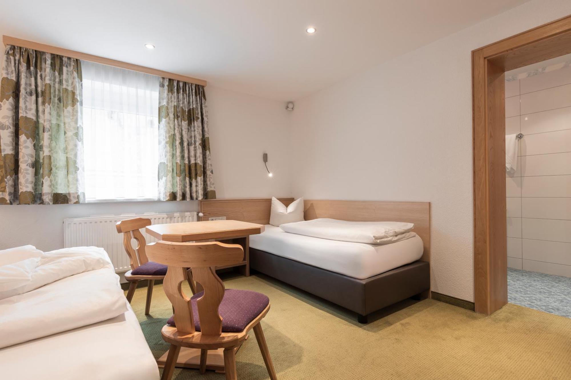 Schmid Rooms & Apartments イシュグル エクステリア 写真