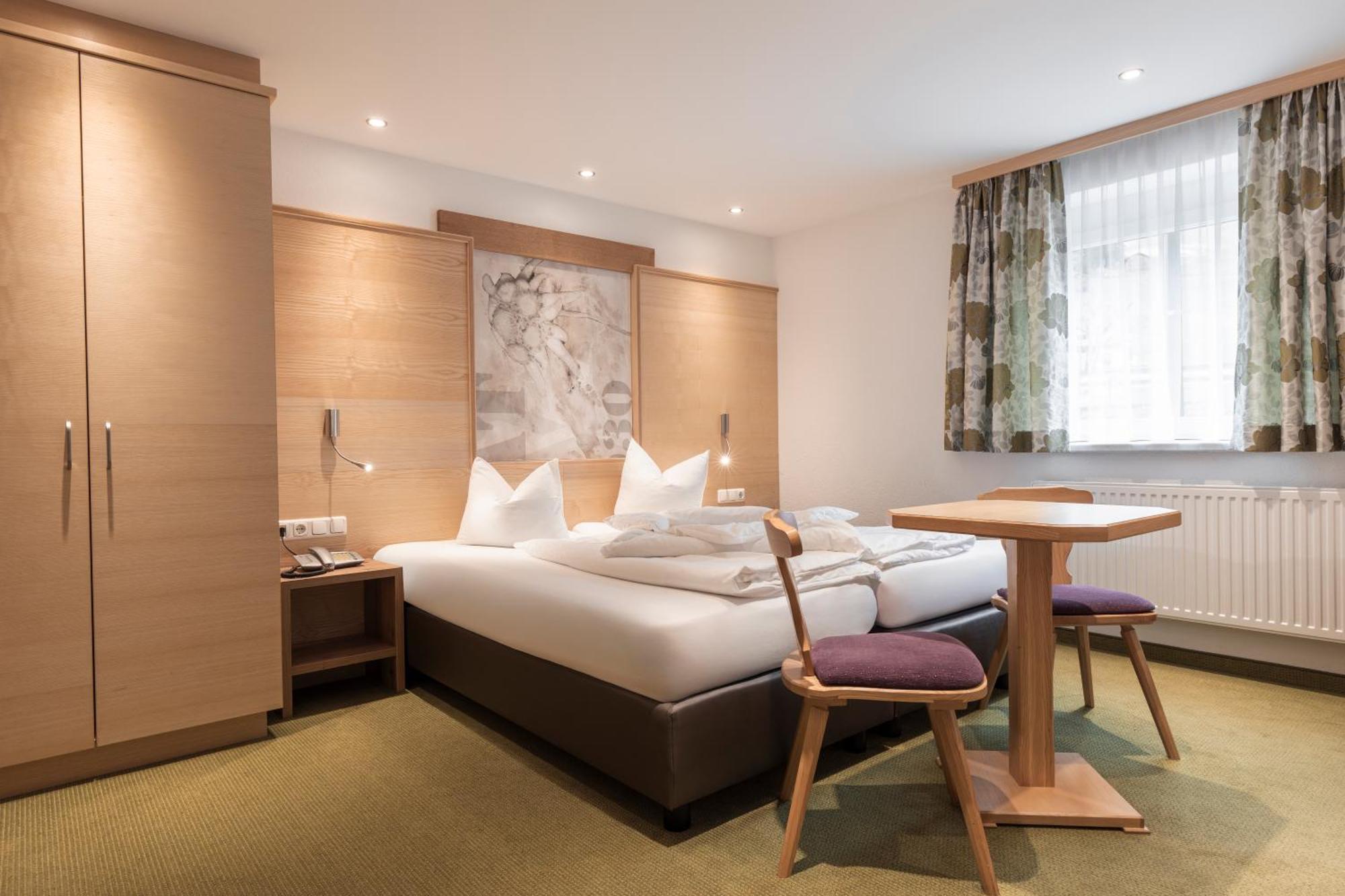 Schmid Rooms & Apartments イシュグル エクステリア 写真