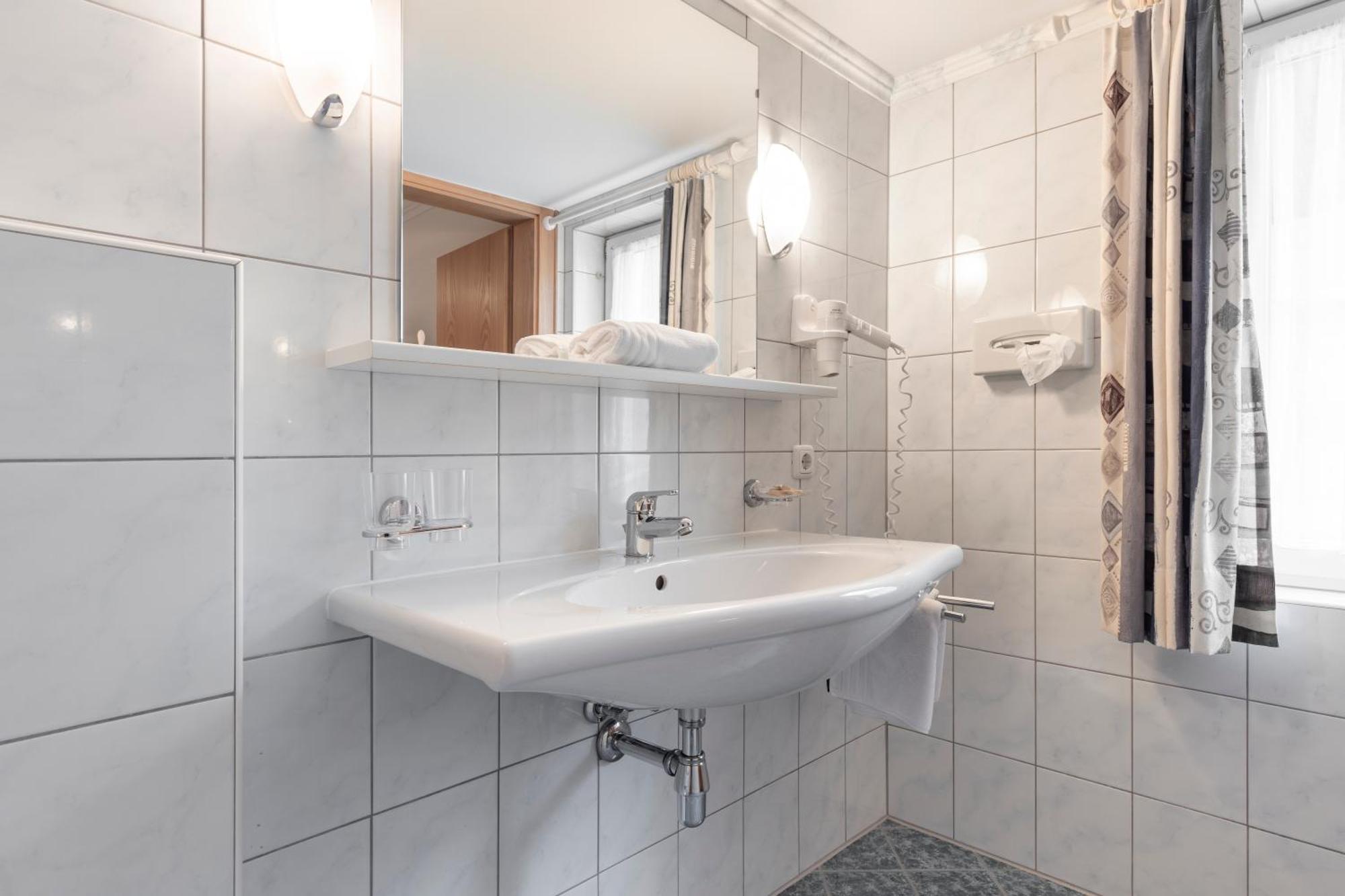 Schmid Rooms & Apartments イシュグル エクステリア 写真