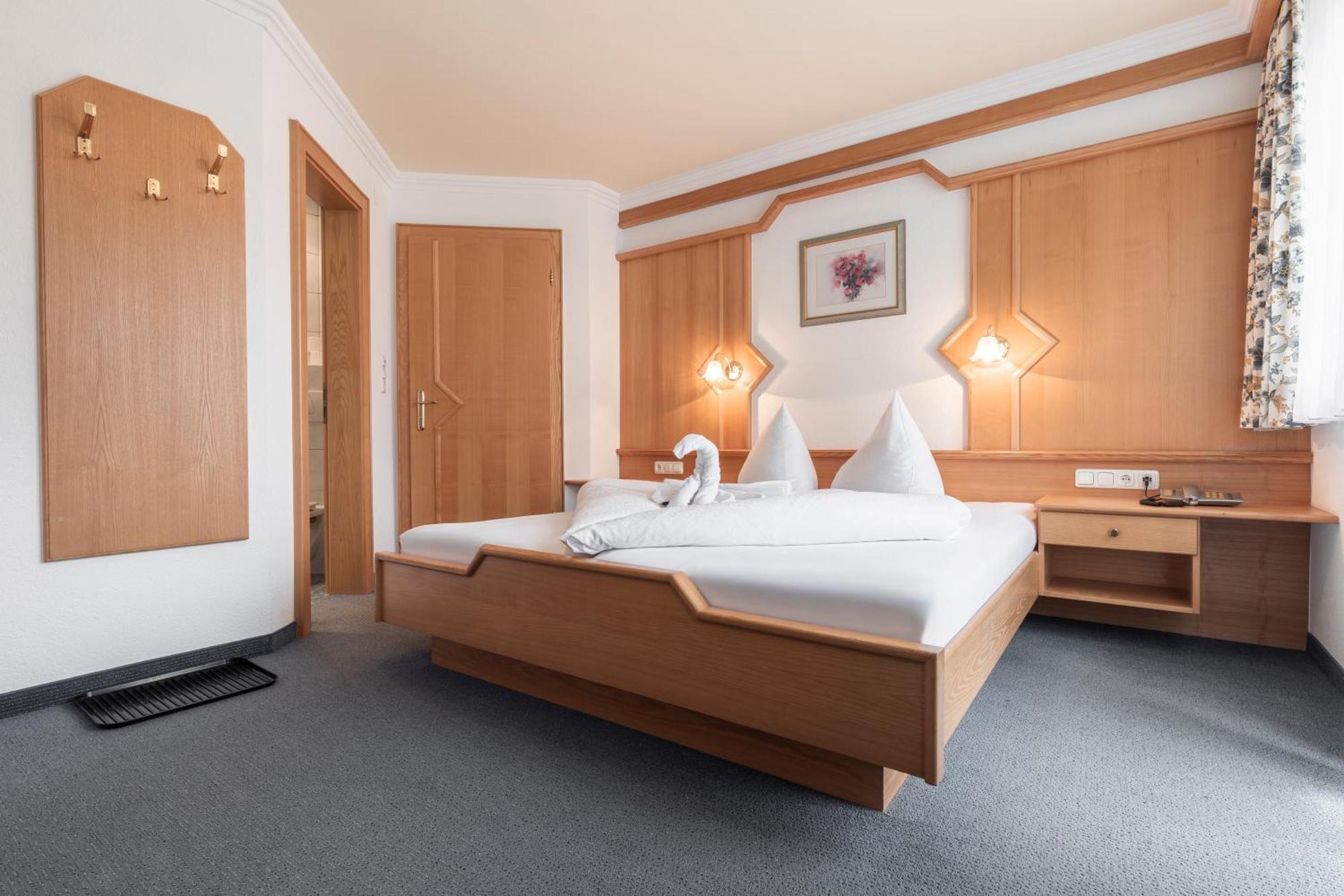 Schmid Rooms & Apartments イシュグル エクステリア 写真
